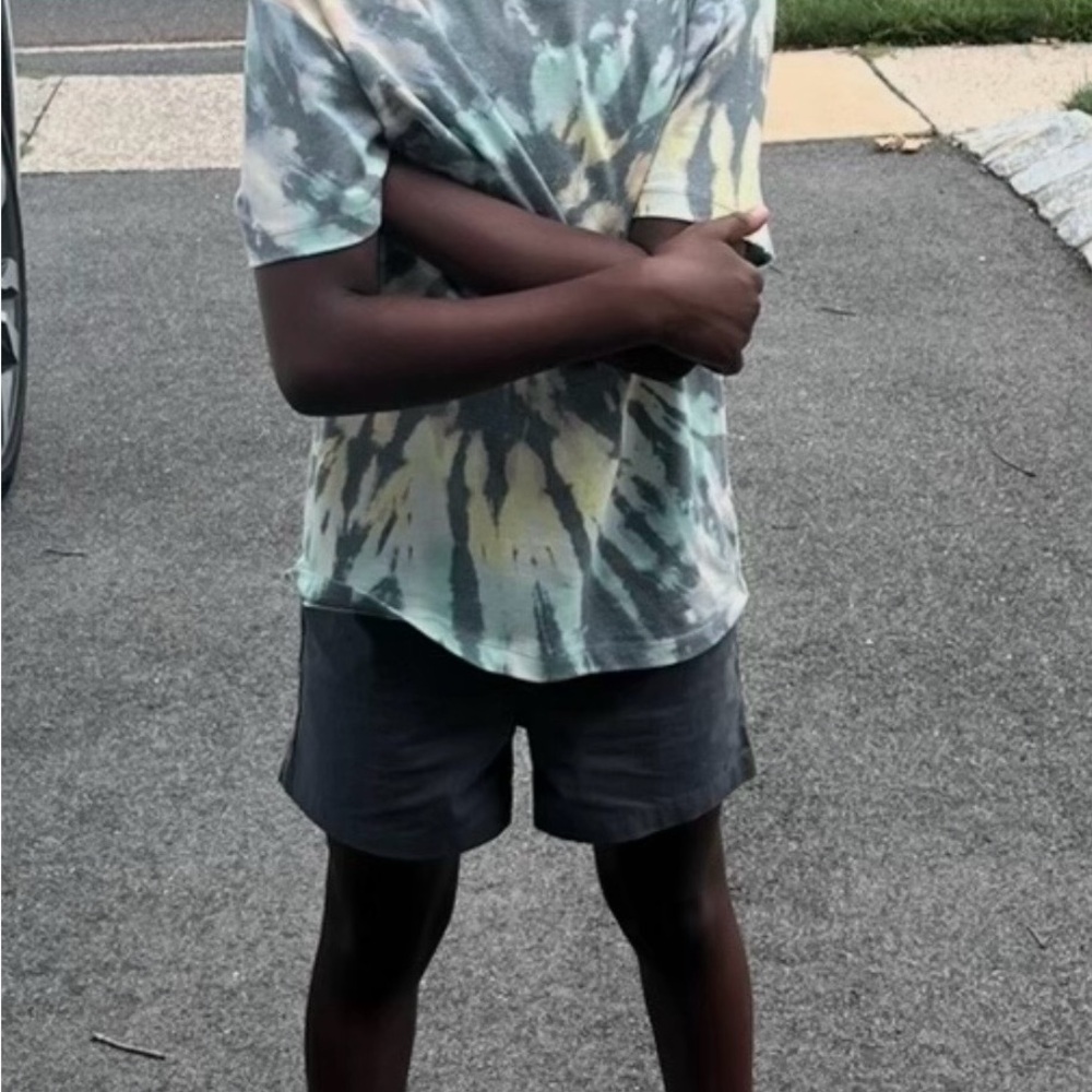 🟡 ART CLASS Boys Charcoal Gray Shorts. Size 10/12 (Large) - Picture 4 of 4